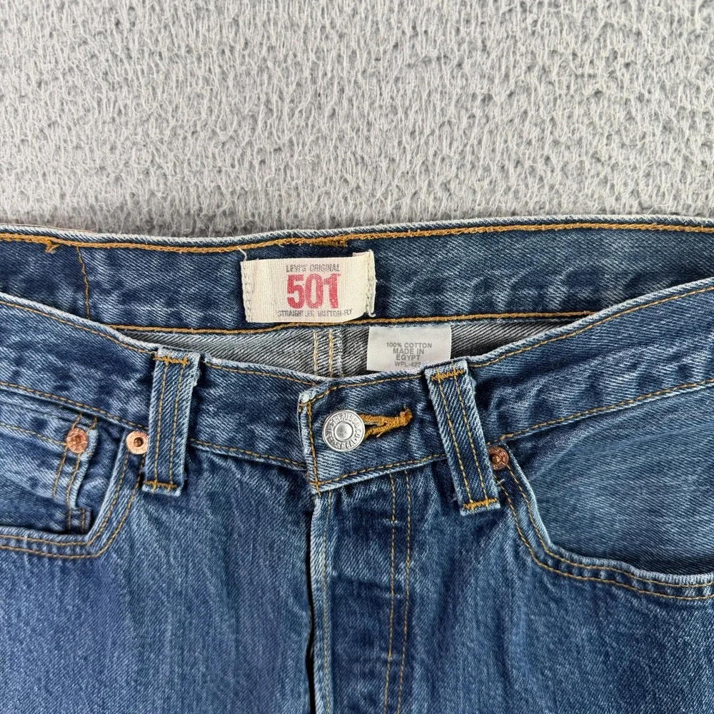 Levis 501 Jeans Mens 31x34 Blue Vintage Y2K Straight Leg Button Fly Denim